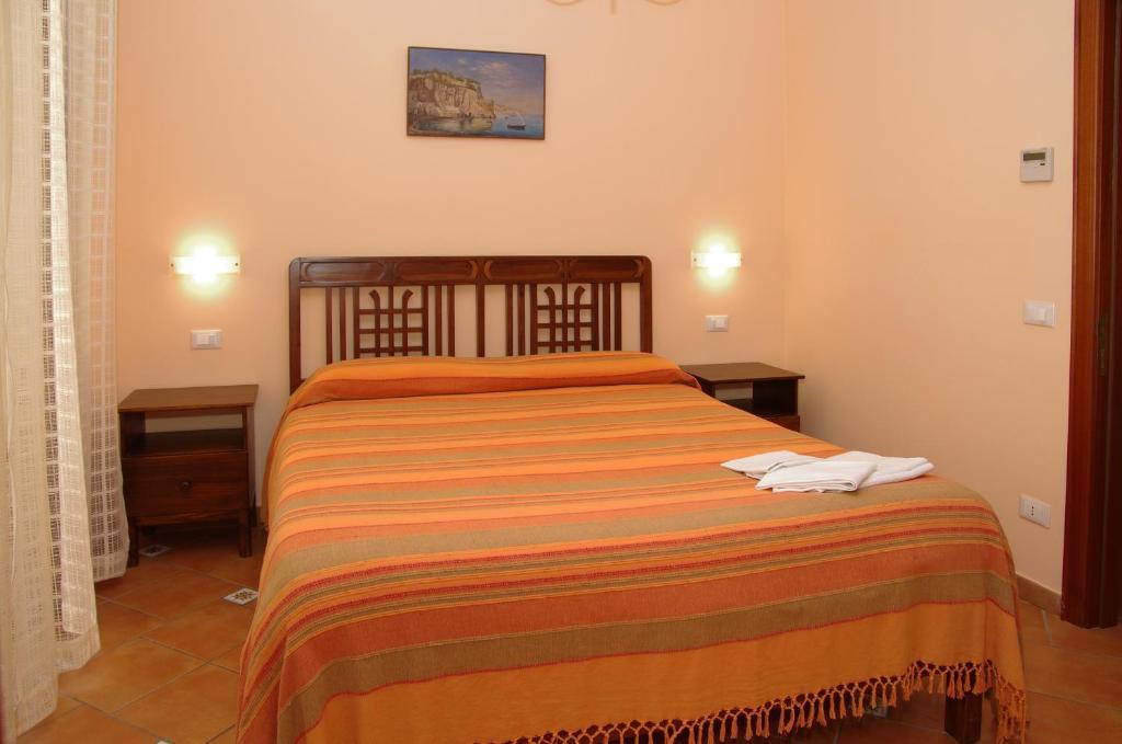 Dolcevitasorrento Guest House Δωμάτιο φωτογραφία